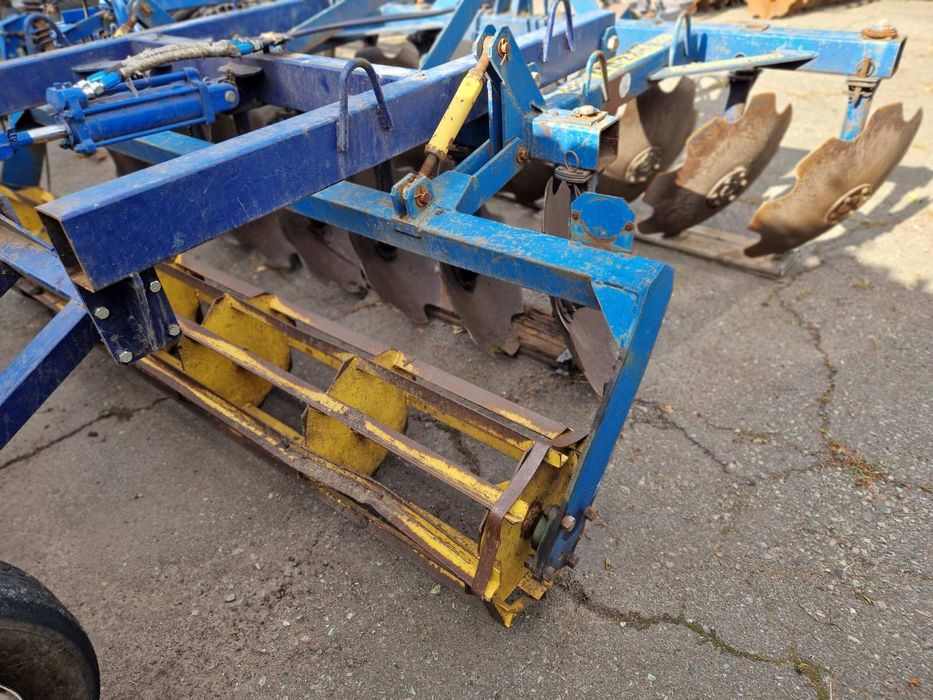 АГД-2,5 Агрегат грунтообробний дисковий