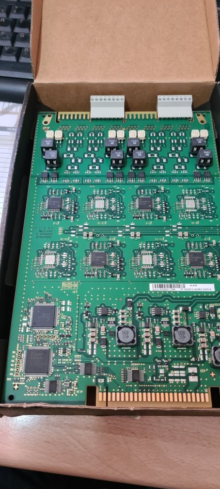 Placa Unify SLAV8