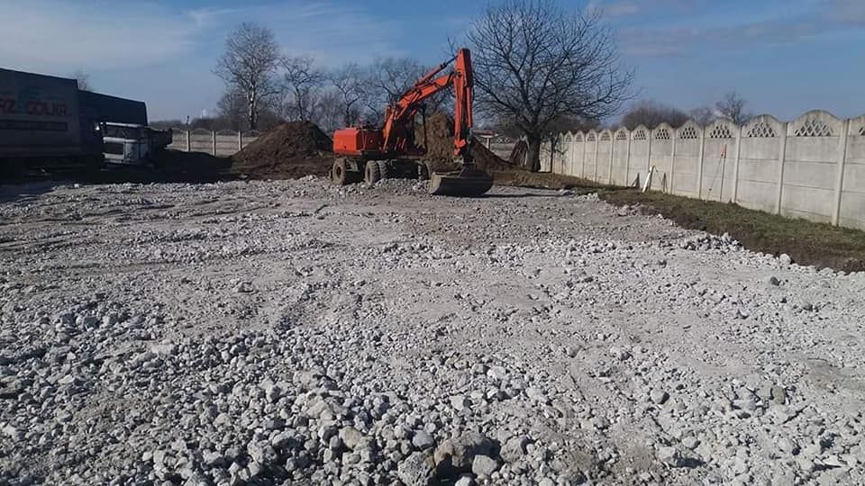 Wykopy drogi niwelacja rozbiórki wyburzenia wywrotka koparka ziemne