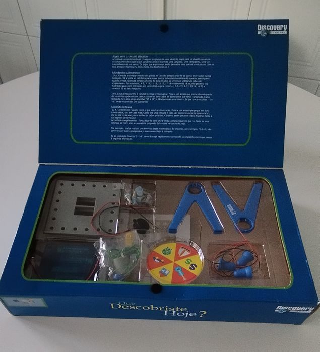 Kit Circuitos Eléctricos Discovery Chanel