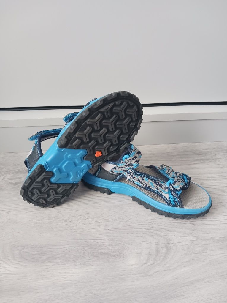 Sandały Quechua rozm. 36 (23 cm)