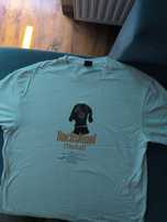T-shirt męski z motywem psa Bershka oversize