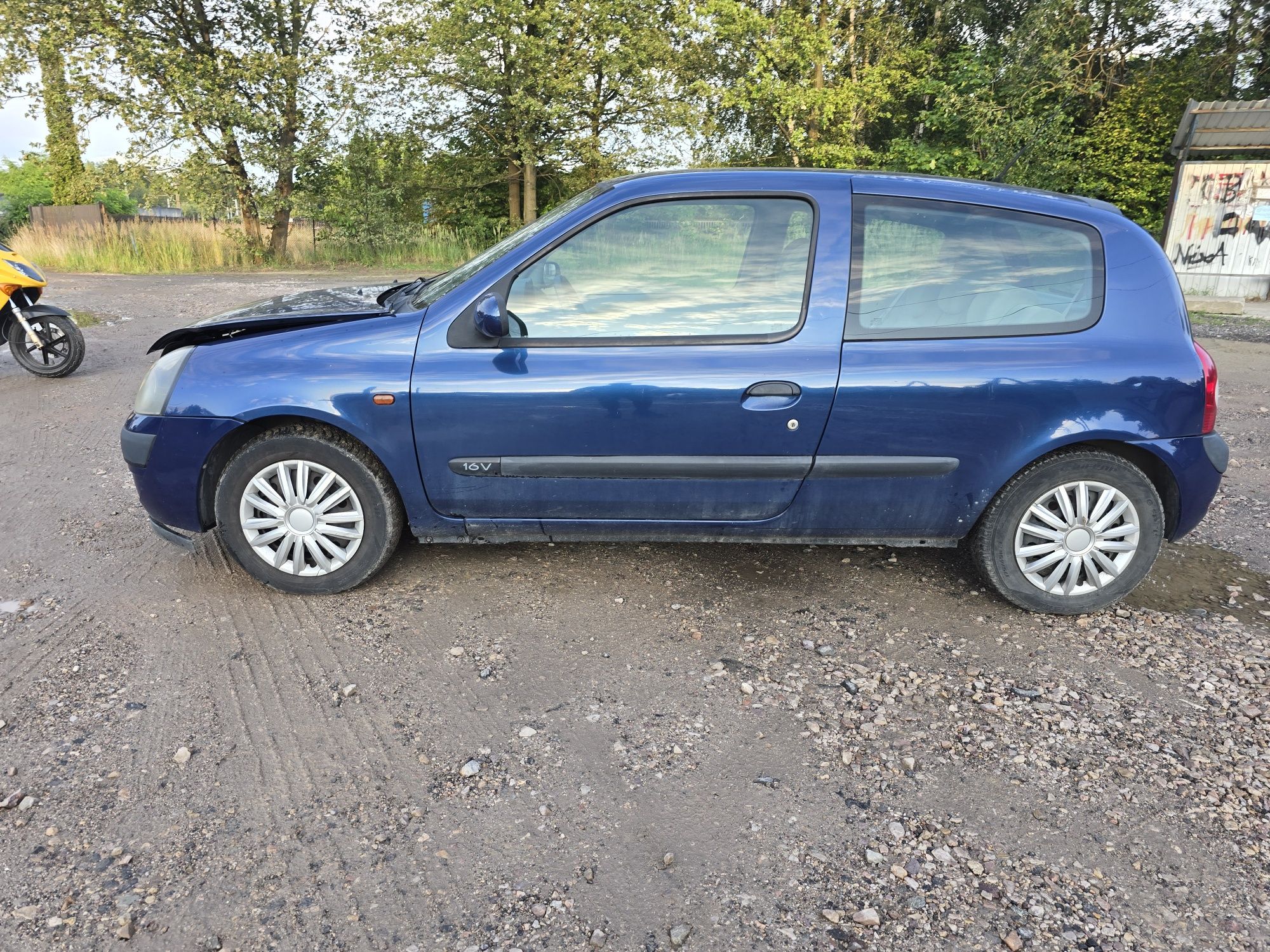Renault Clio 2FL klima benzyna 1.2 jezdzi