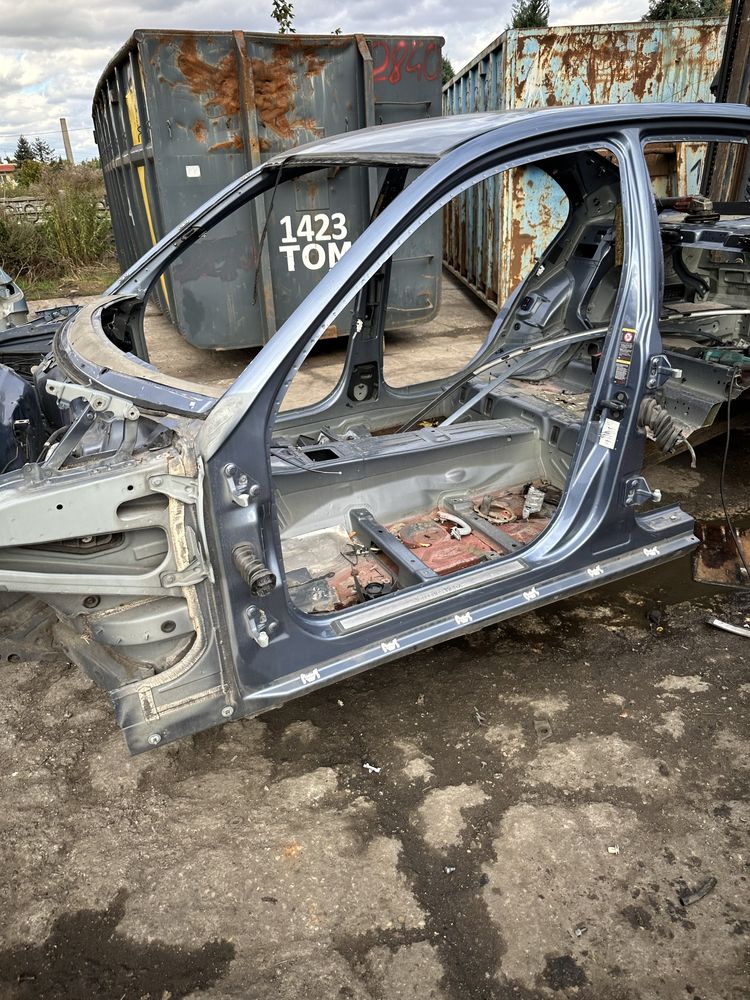 Ćwiartka Mercedes W211 przód podłużnica lewa prawa próg