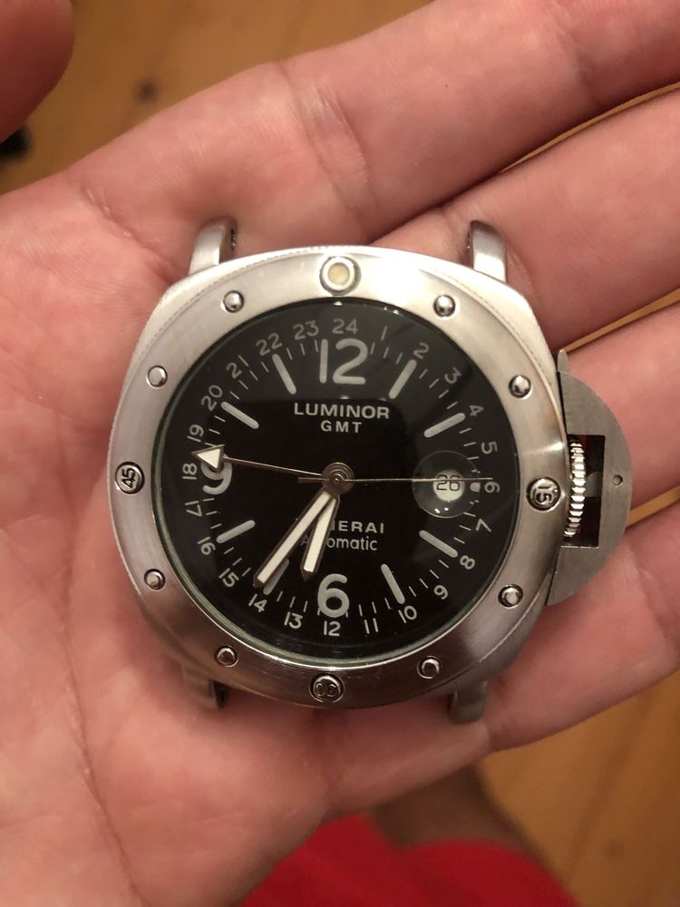 Panerai Luminor GMT