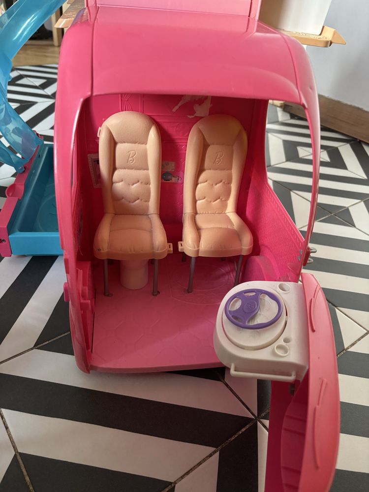 Kamper Barbie wersja LUX z rowerem