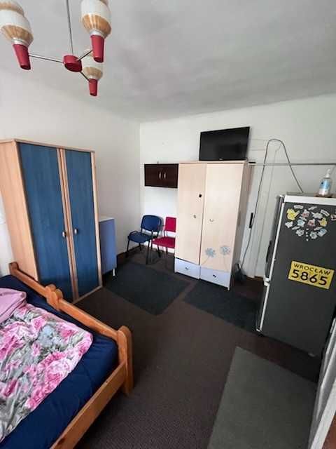 Pokój w mieszkaniu 4 pokojowym Wrocław