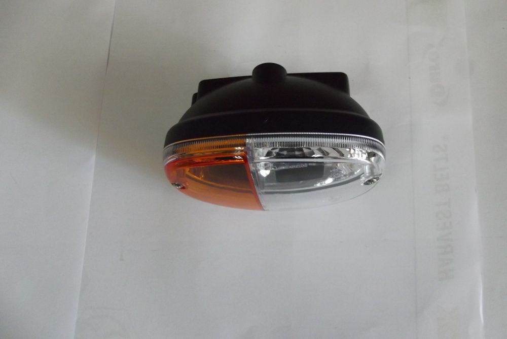 Lampa przednia kierunkowskazu 12V/24V ZETOR, JOHN DEERE, NEW HOLLAND