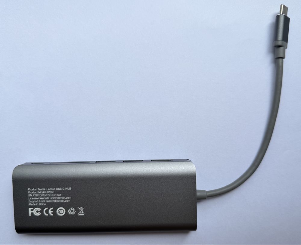 Travel hub usb c