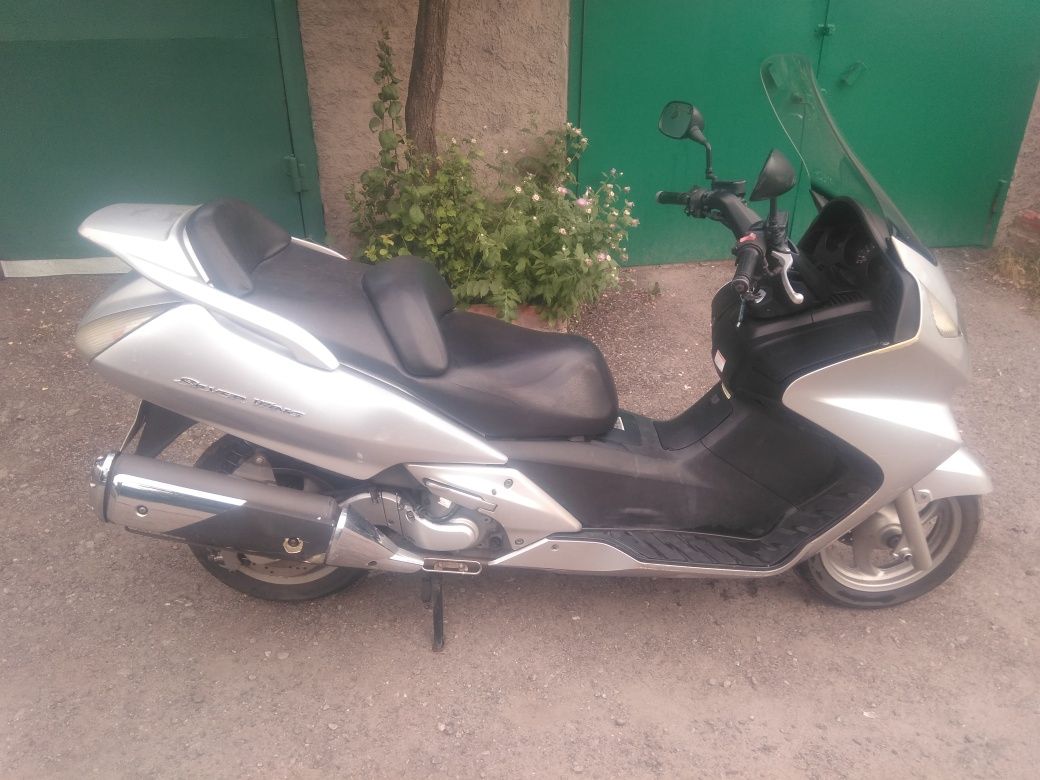 Продам Honda Silver Wing 600