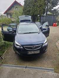 Opel astra 1.4 120km 2011