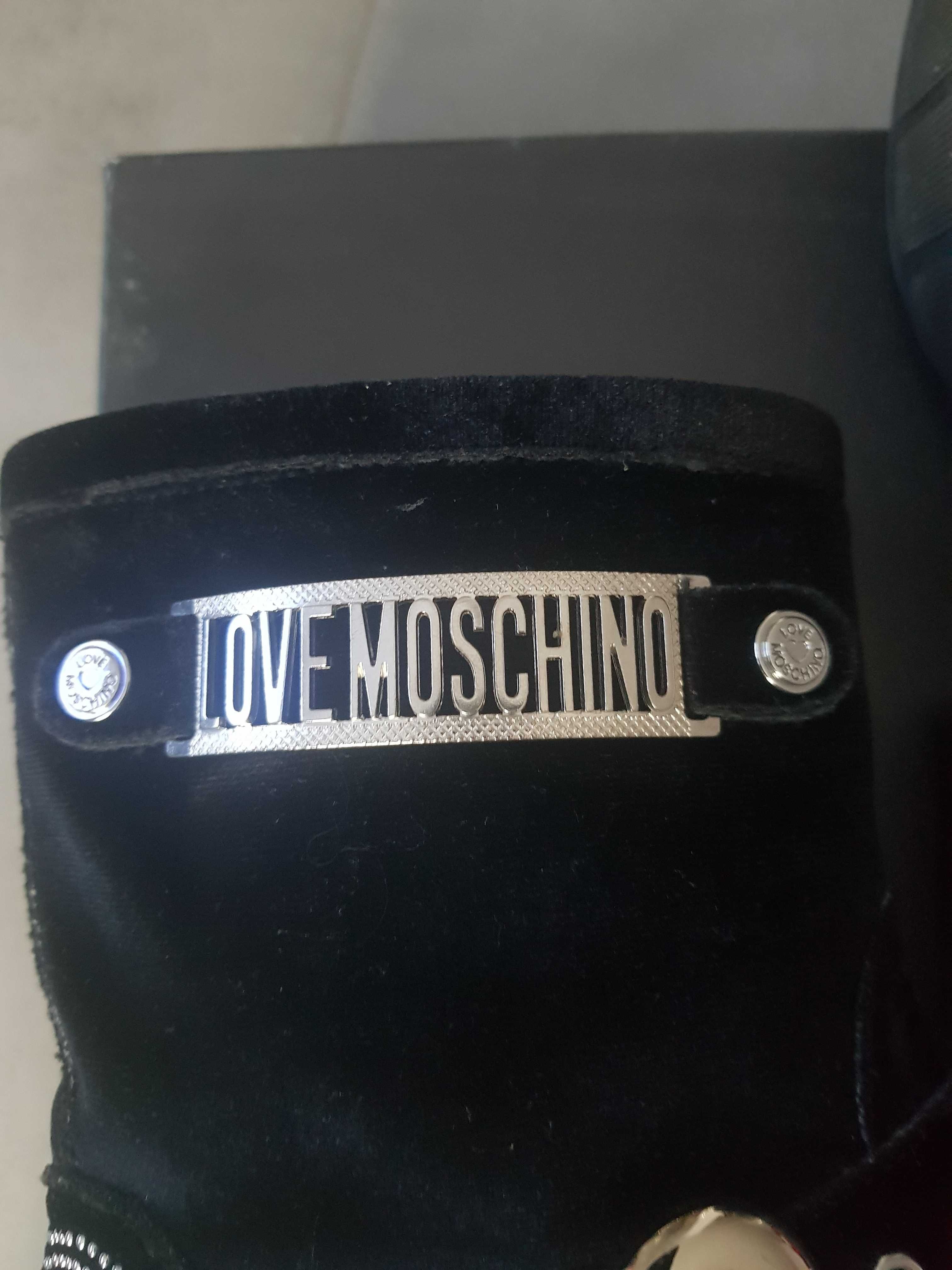 Love Moschino botki