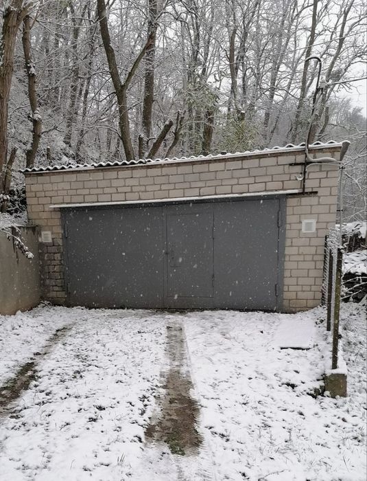 Продається гараж, гарний варіант під міні-СТО