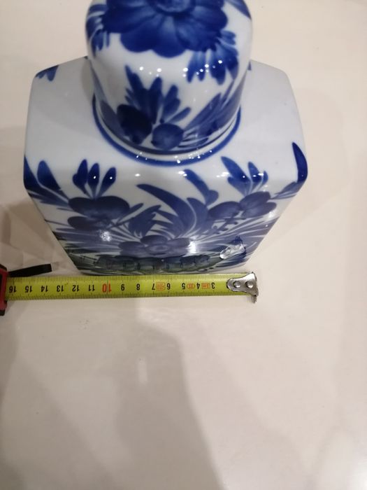 Frascos de chá e bule