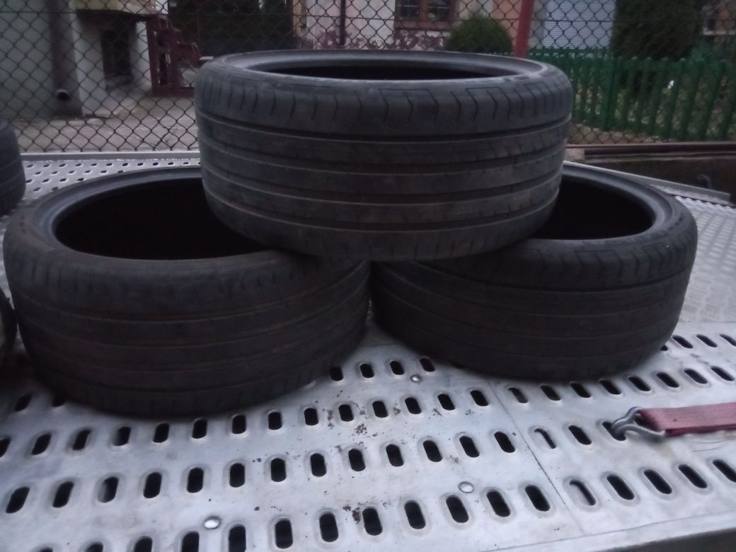 Sprzedam opony 245x35r19 3 szt