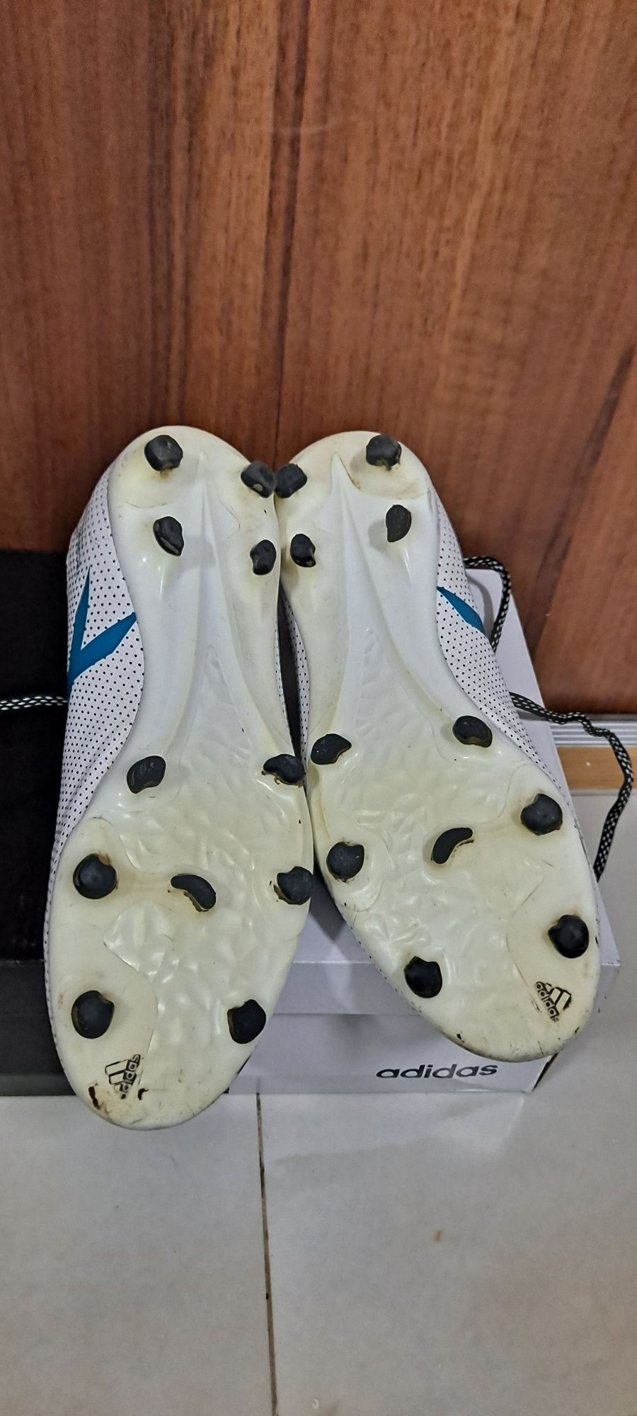 Buty do piłki nożnej