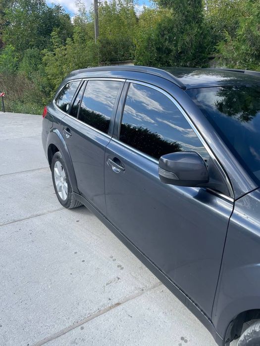 SUBARU Outback 2011 2.5