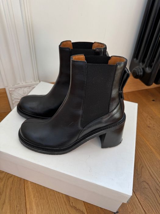 Чоботи  see by Chloe