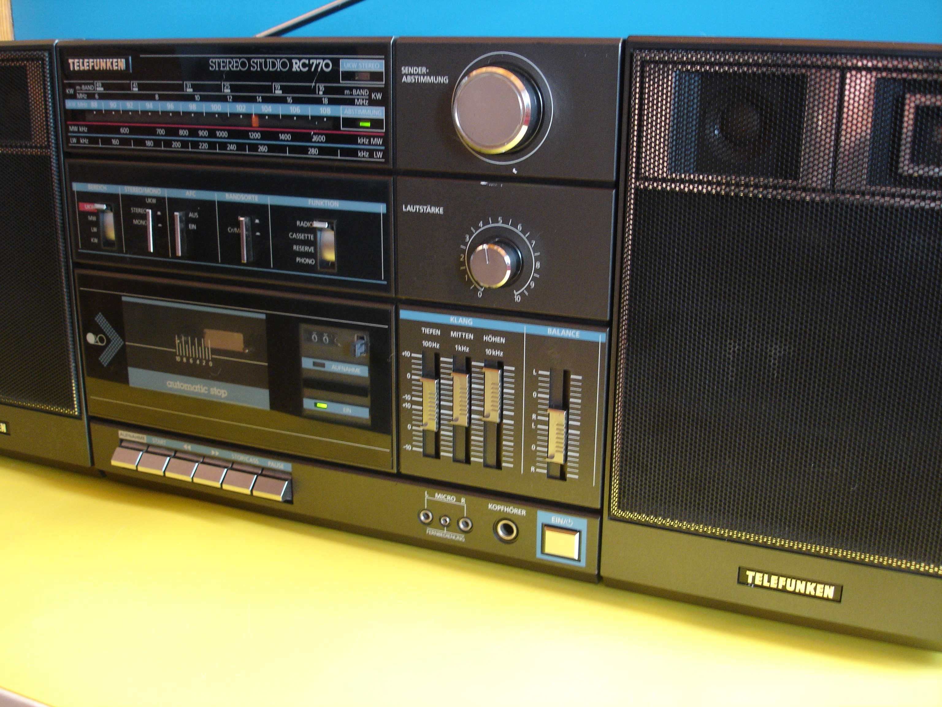 Radiomagnetofon TELEFUNKEN RC-770