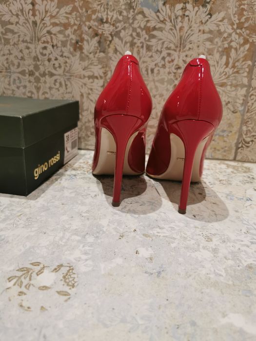 Czerwone skórzane szpilki Gino Rossi r. 38