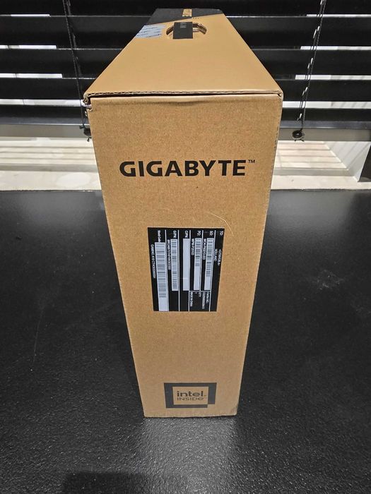 Laptop Gigabyte A16 i7-13620H, 16'' 165Hz, 16GB, 512GB, W11H, RTX 5050