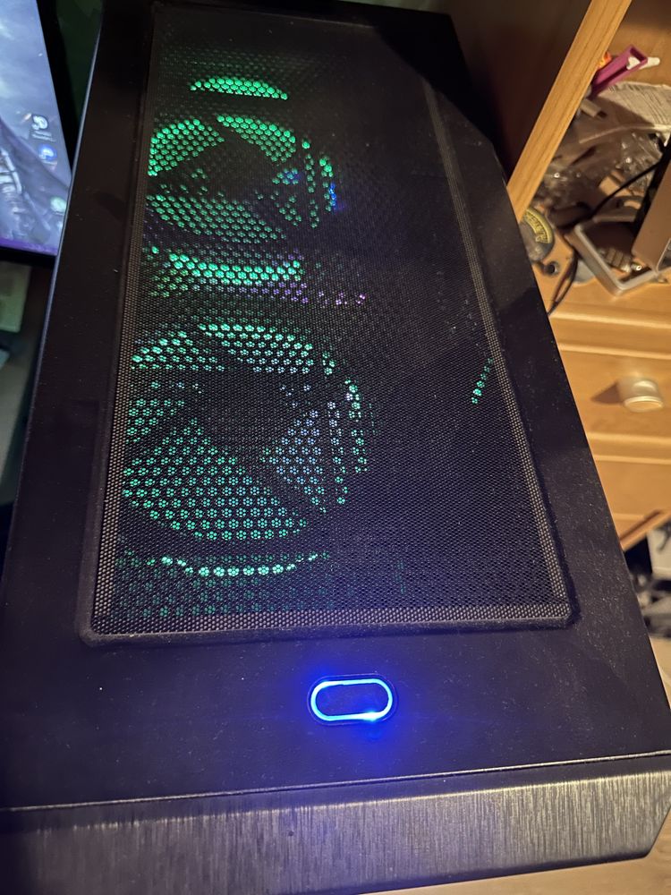 Игровой ПК i7 8700k GTX 1080 Ti 32Gb DDR4 3600 mhz