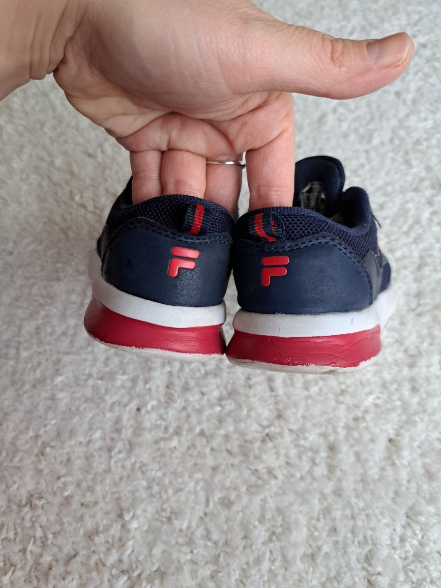 Sneakersy Fila r. 26