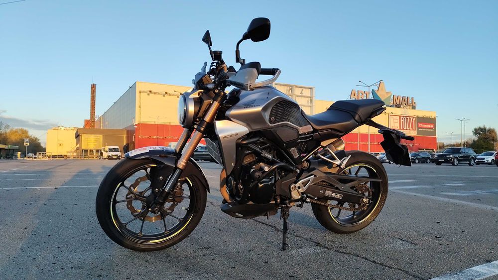 Мотоцикл Honda CB300R для Мото Джимхани