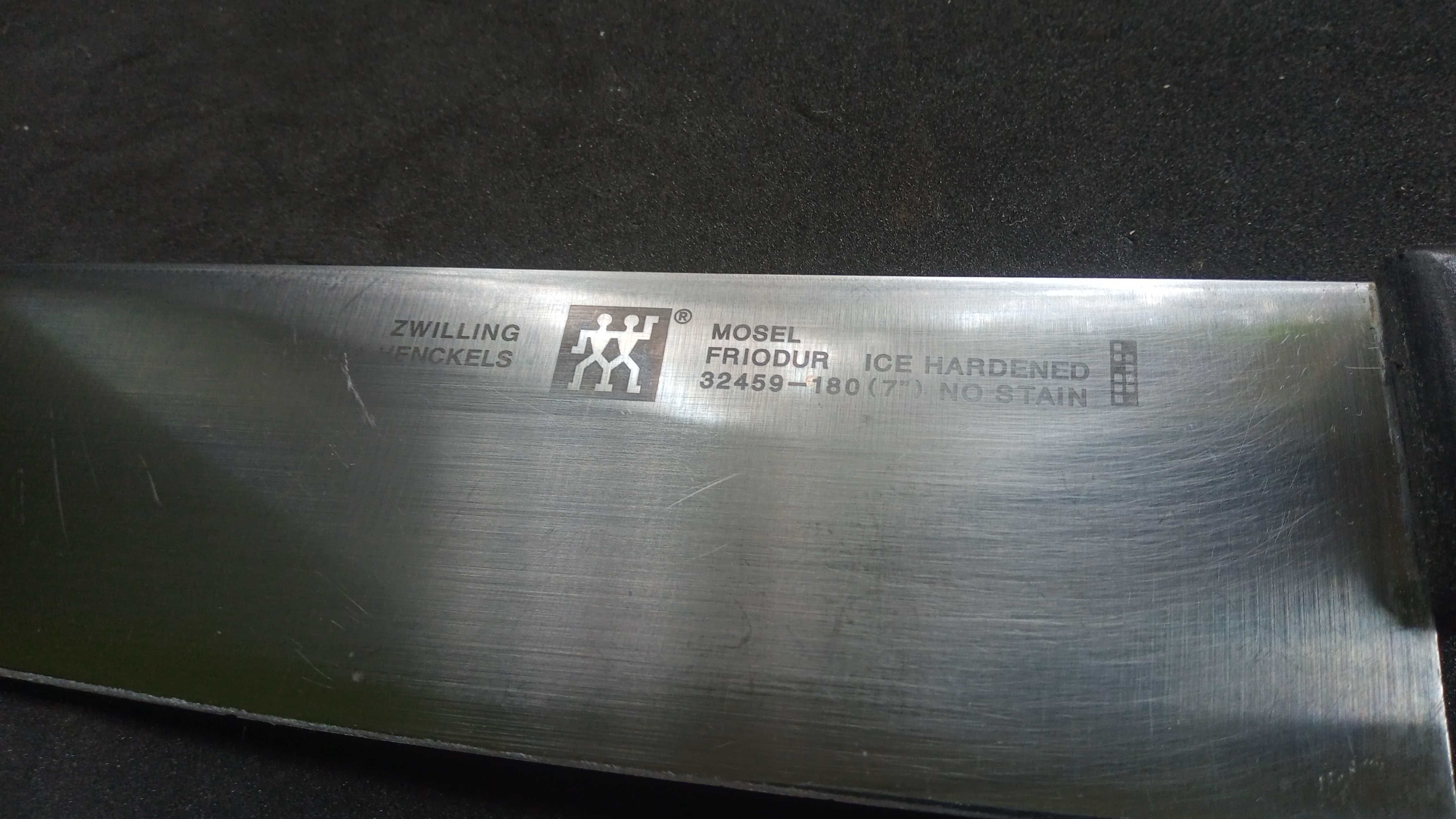 Nóż Zwilling J.A. Henckels model 32459