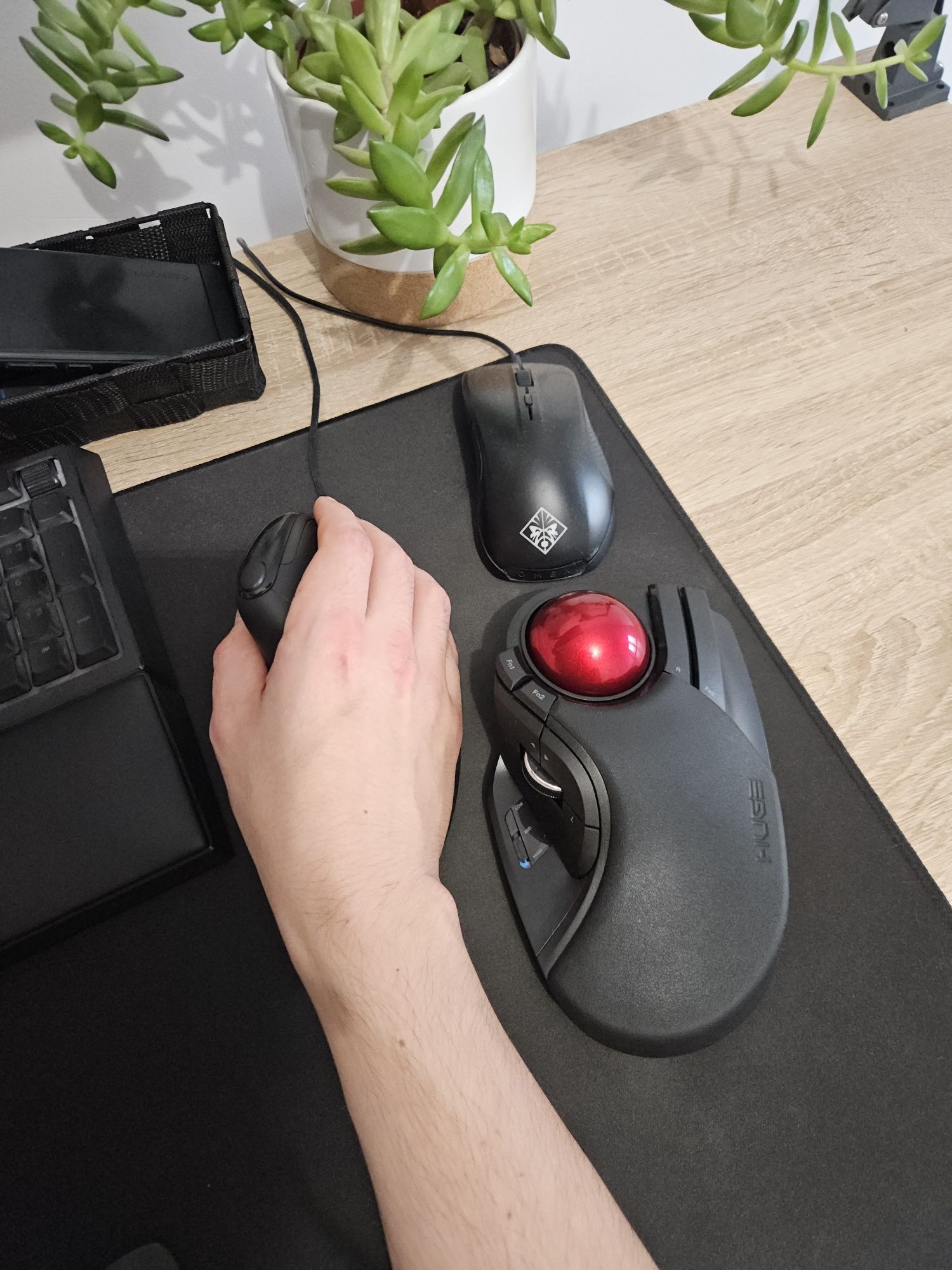 Trackball Elecom Huge Wireless 2,4 Ghz bezprzewodowy w stanie idealnym
