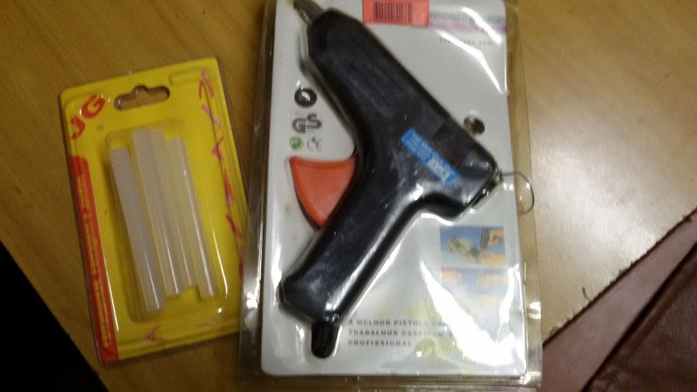 Pistola de cola termofusivel - PROMOÇÃO