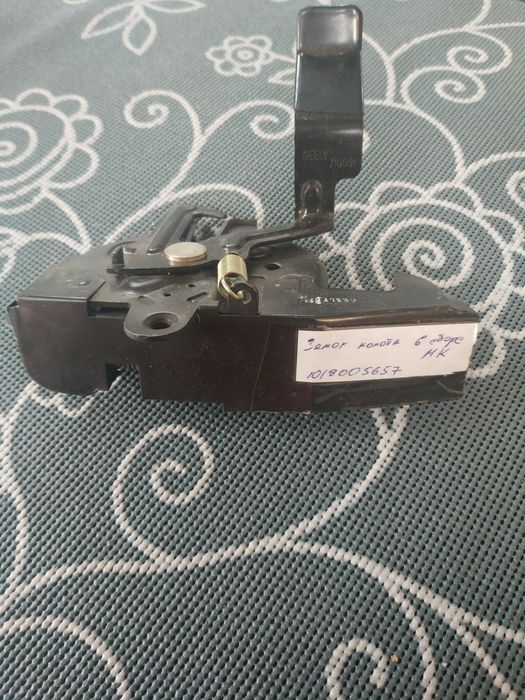 Geeli MK замок капота оригинал в сборе