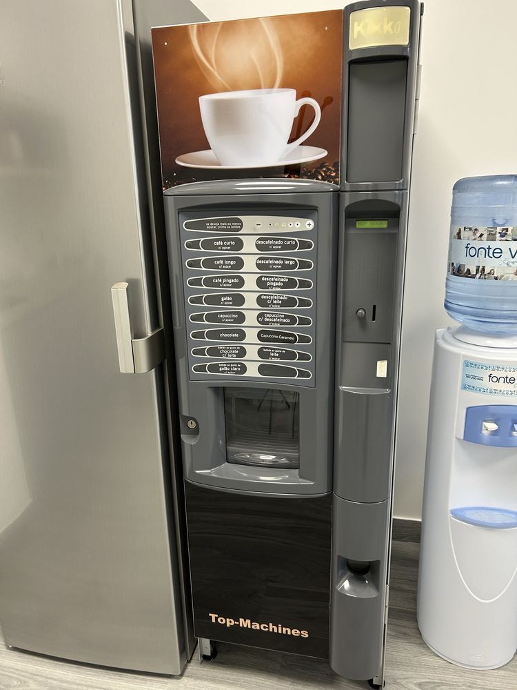 Maquina Vending café Necta kikko max