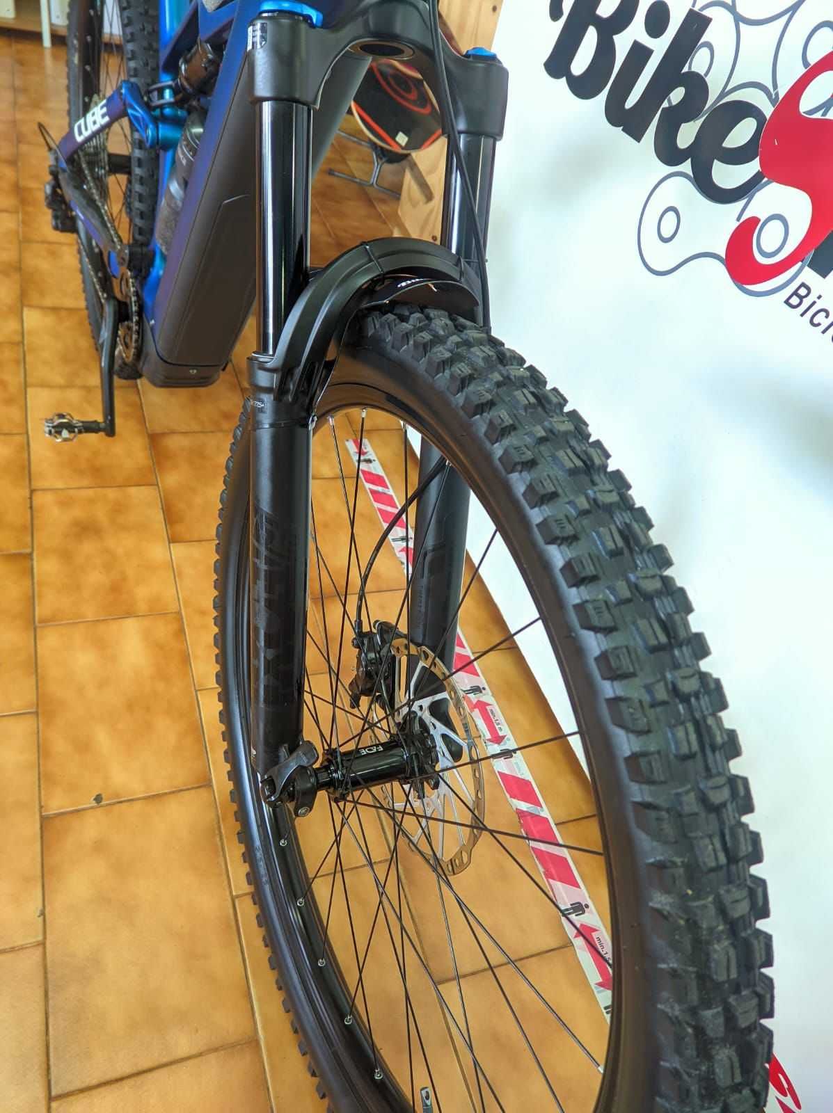 FOX 36   |  29"  150MM (2025) com 300km