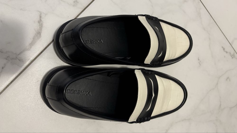 Чоловічі лофери bershka (41 розмір)