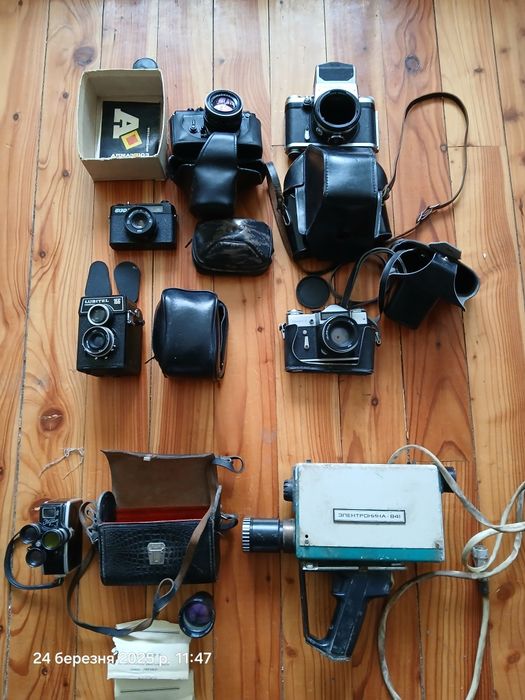 Фотоапарат Алмаз,  і відеокамери