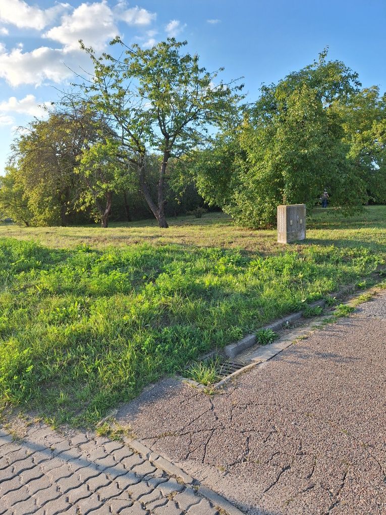 Sprzedam działki o powierzchni 842m2 przy ul. W. Witosa w Zlotowie