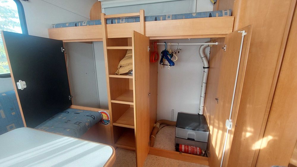 Caravana Knaus Eifelland 520 com documentos