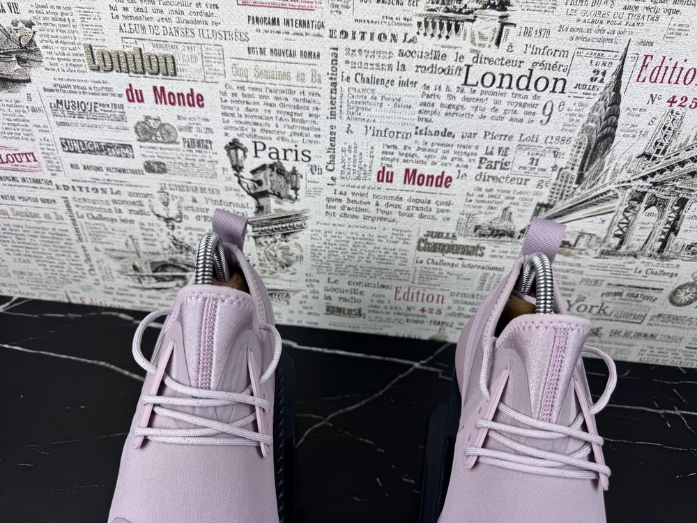 Кроссовки Nike Lunarcharge Розмір 40 / Original Взуття