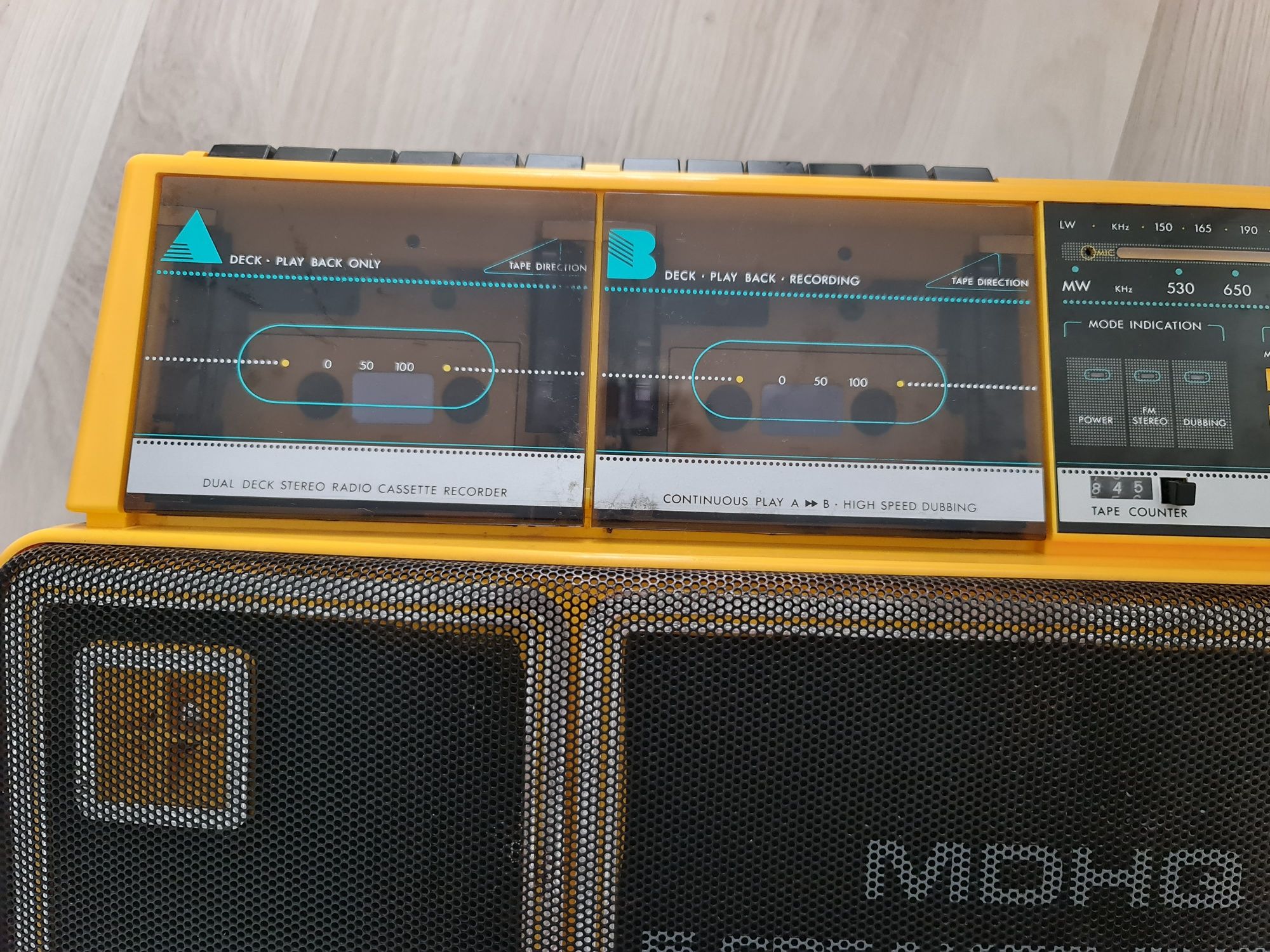 Radiomagnetofon Philips D8304