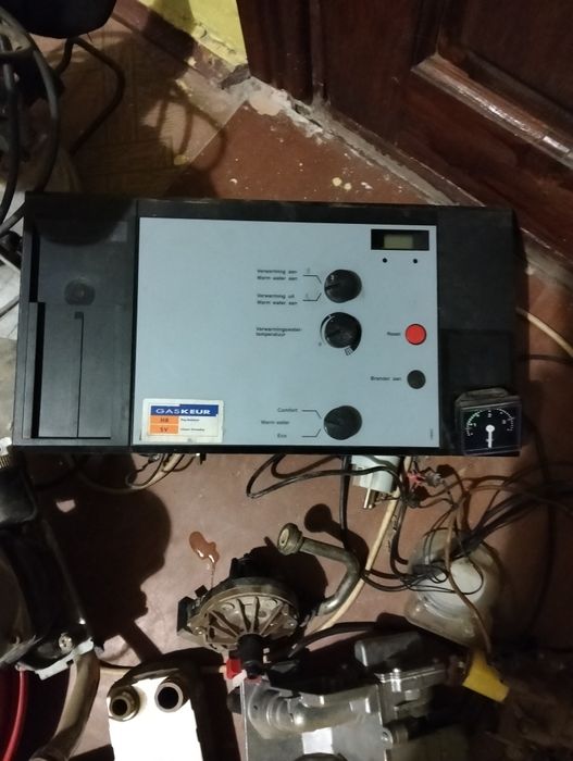 Запчастини до котла вайлант т5 постою невідправляю.