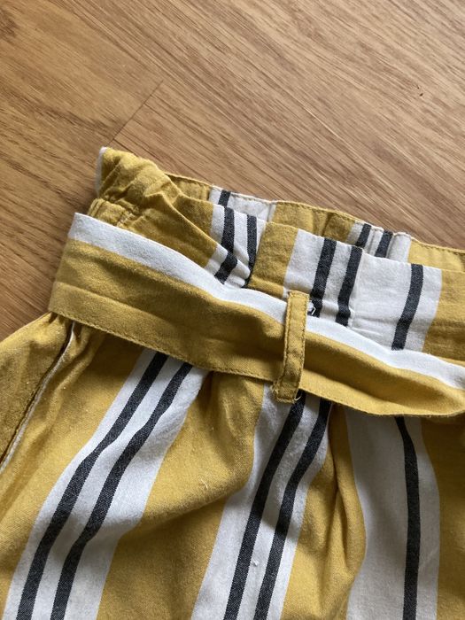 Krótkie spodenki stradivarius rozm M