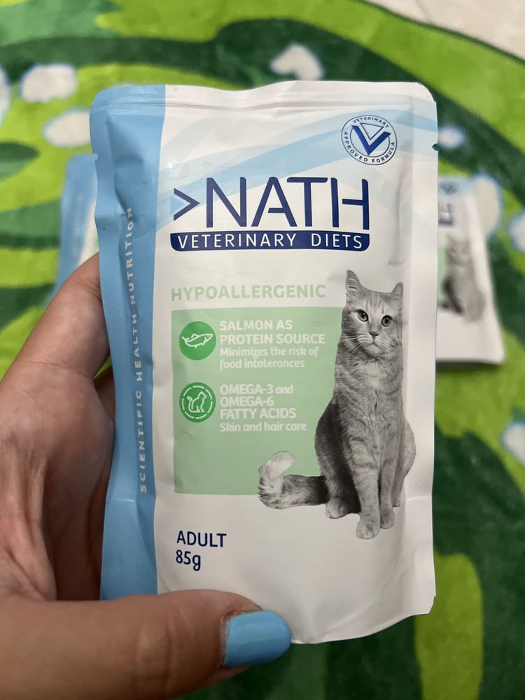 Alimento húmido hipoalergénico para gatos adultos