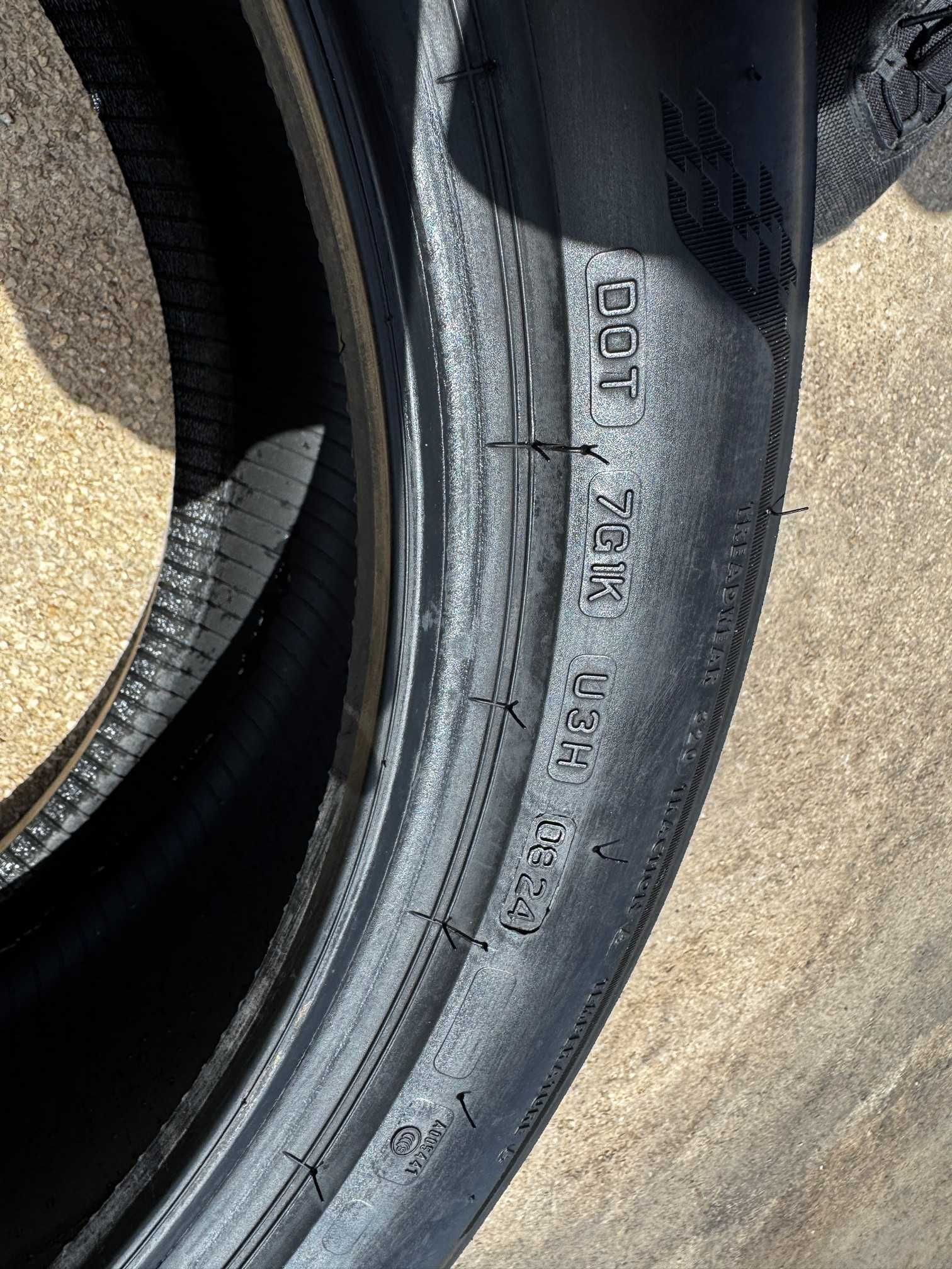 2 Pneus Bridgestone 245/45R18 T005 100Y XL TL