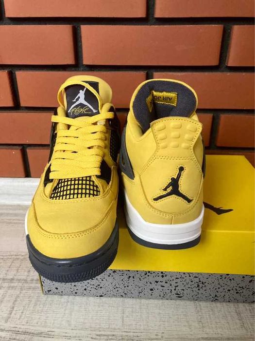 Buty meskie Mokasyny Air_Jordan_4_retro_tour_yellow R.39