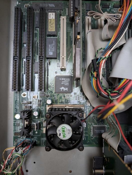 Komputer retro Intel Pentium Socket 7 / AOpen AP5K / IDE /DOS