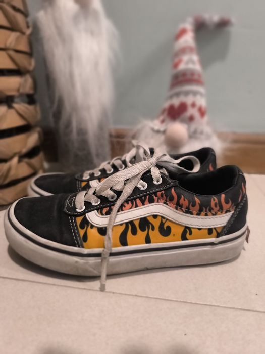 Tênis Vans tamanho 33