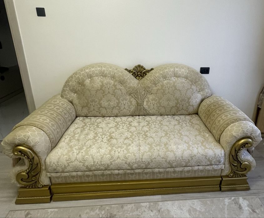 Продаж дивану в гарному стані