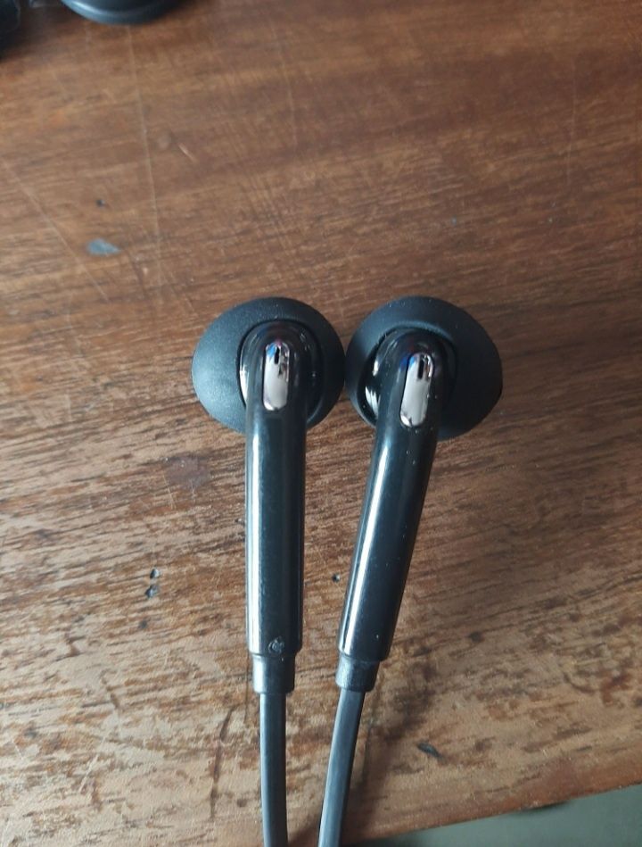 Auriculares Novos