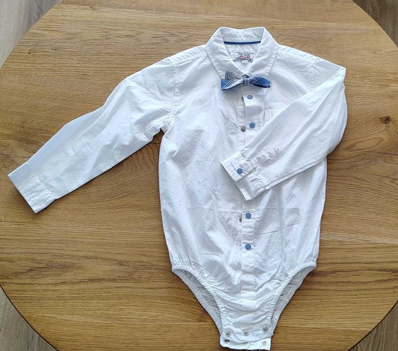 Białe body koszulowe Smyk 98 koszula elegancka